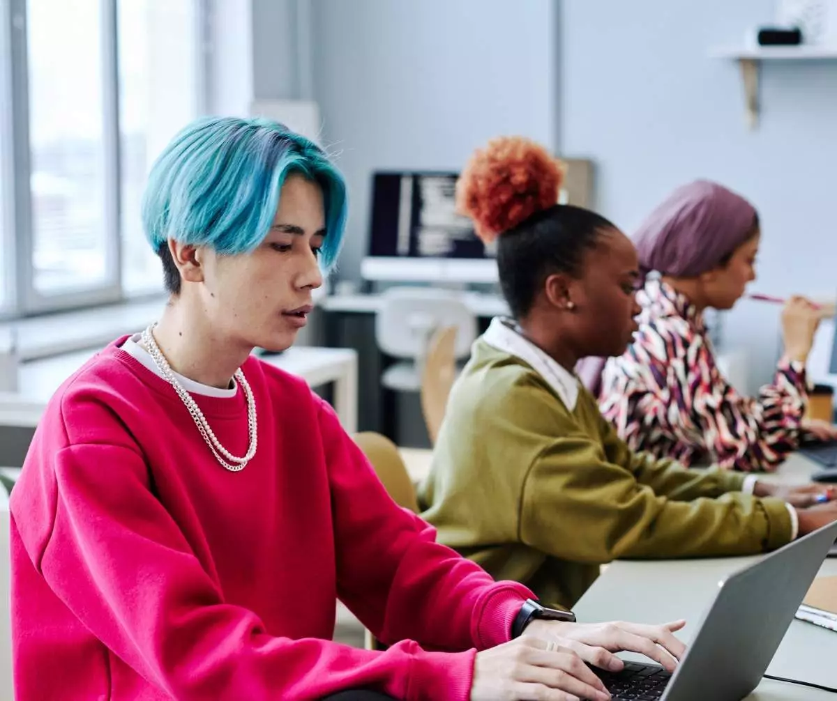 Gen Z and AI: A New Era for Hiring, Branding, and Digital Strategy