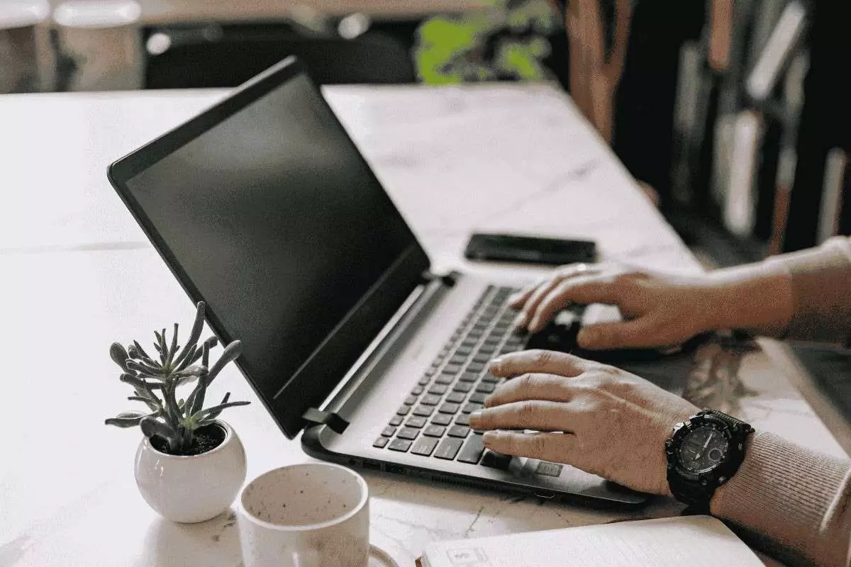 Boost Business Marketing Easily Assistant boosting online marketing